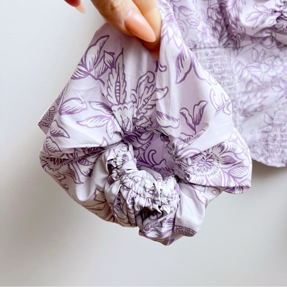 Venus Women’s 8 Floral Print Smocked Lavender Purple Puff Sleeve Top - Picture 3 of 8